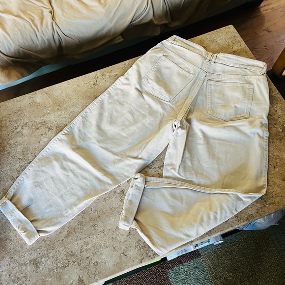 NWOT H&M Cream Denim Paperbag Jeans - Size 12 - Super comfy - Picture 6 of 6